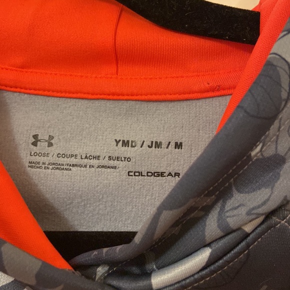 Youth Medium Underarmour hoodie - Picture 3 of 4